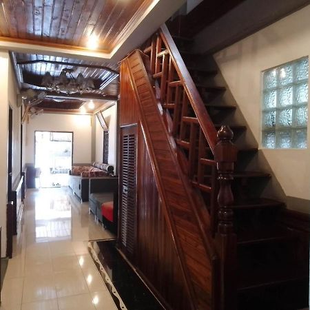 Funny Backpacker Hostel 루앙프라방 외부 사진